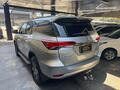 Foto de Toyota Hilux Sw4 2.7 SR 4X2 16V 4P - 2017